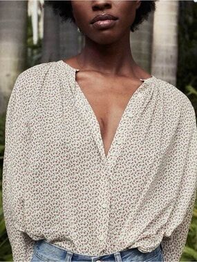 ISO DÔEN Jane Blouse in Berry Bisou